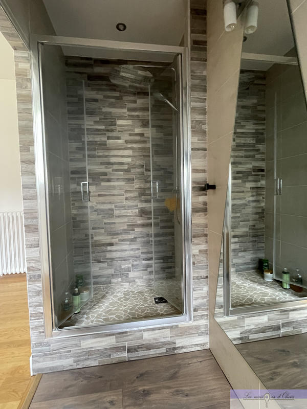 Maison - 258 m² - 9 pièces