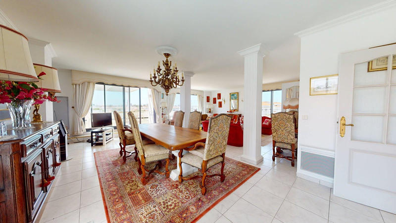 Appartement - 135 m² - 3 pièces