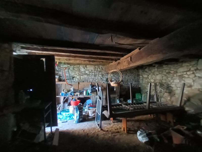 Propriété - 220 m² - 5 pièces