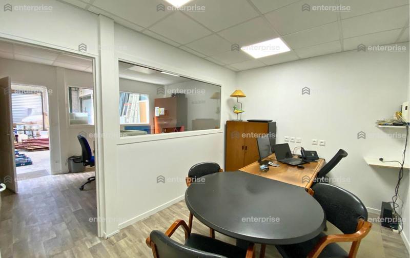 Bureau - 156 m²