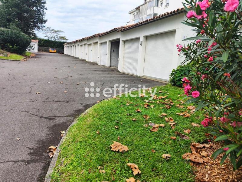 Appartement - 92 m² - 4 pièces