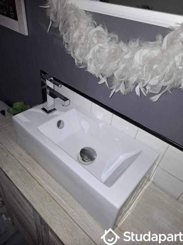 Chambre - 12 m² - 1 pièce