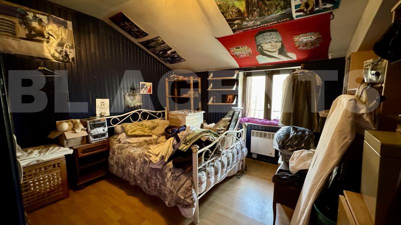 Maison de village - 216 m² - 11 pièces