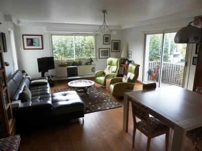 Appartement - 95 m² - 3 pièces