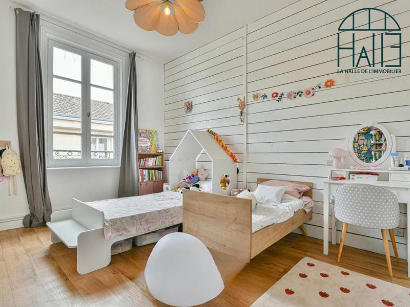 Appartement - 126 m² - 5 pièces