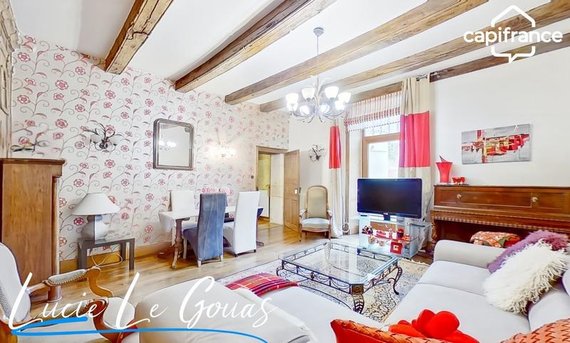 Maison - 198 m² - 7 pièces