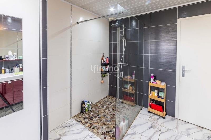 Maison - 106 m² - 5 pièces