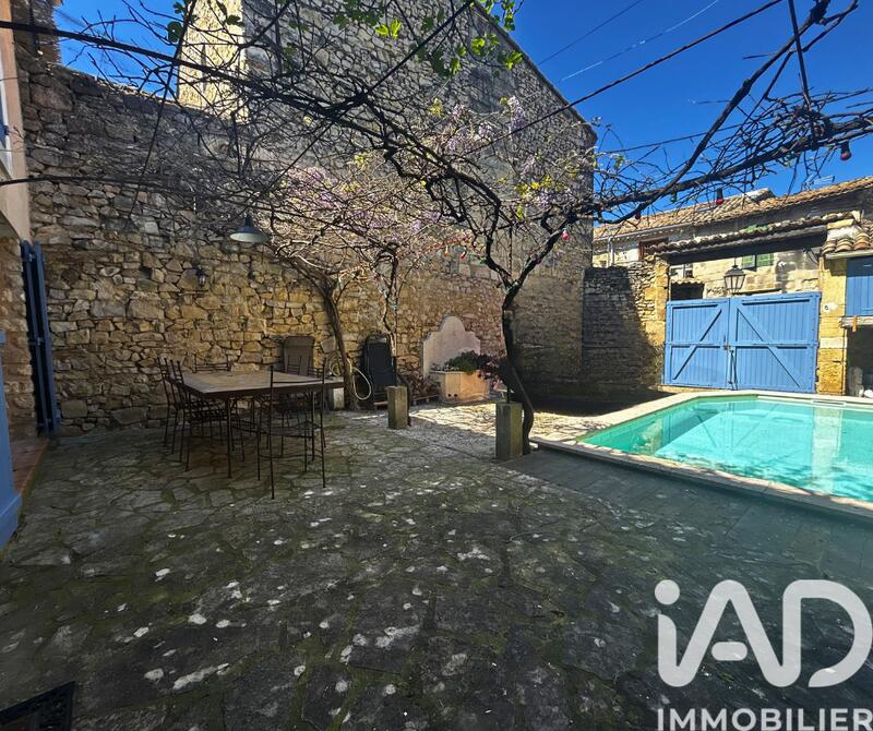 Maison - 165 m² - 5 pièces