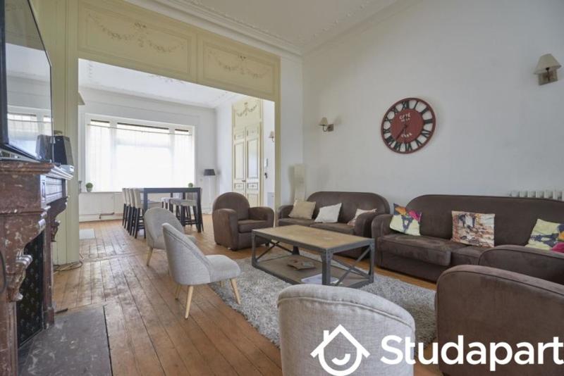 Chambre - 16 m² - 1 pièce