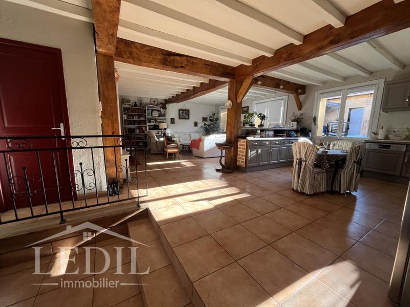 Maison de ville - 201 m² - 5 pièces