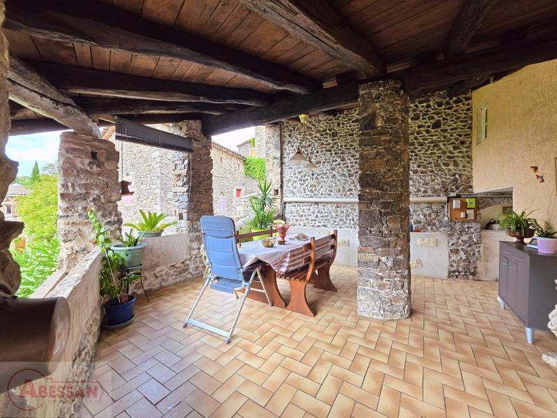 Maison - 107 m² - 5 pièces