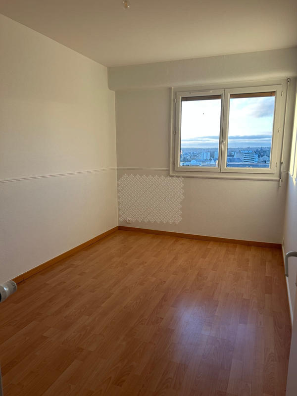 Appartement - 85 m² - 4 pièces