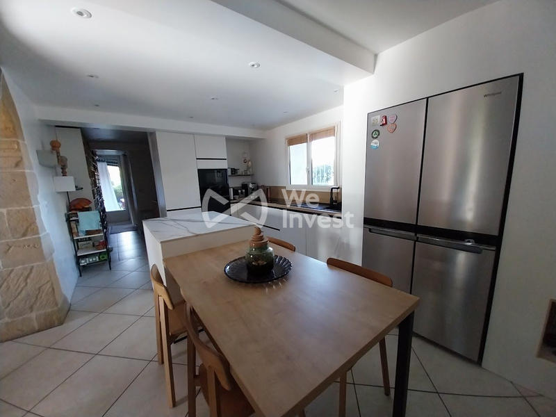 Maison - 270 m² - 7 pièces