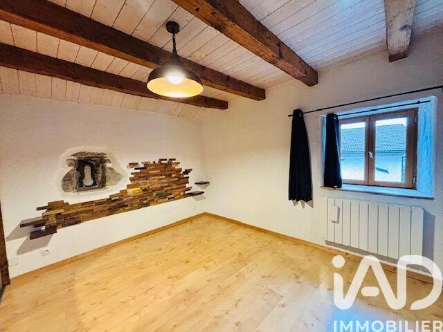 Maison de village - 100 m² - 4 pièces