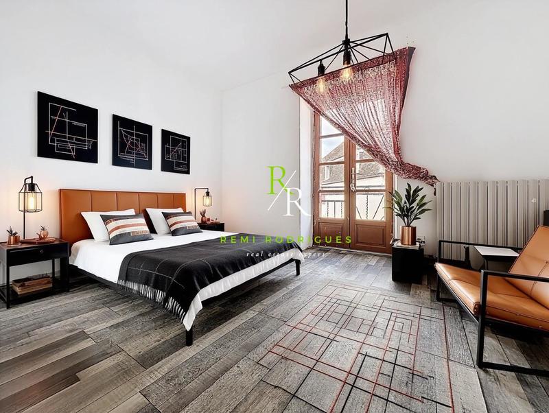 Maison - 142 m² - 6 pièces