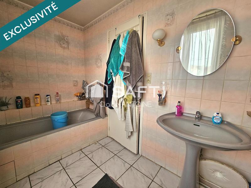 Maison - 99 m² - 5 pièces