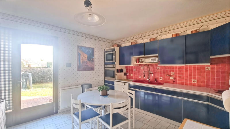 Maison - 295 m² - 6 pièces