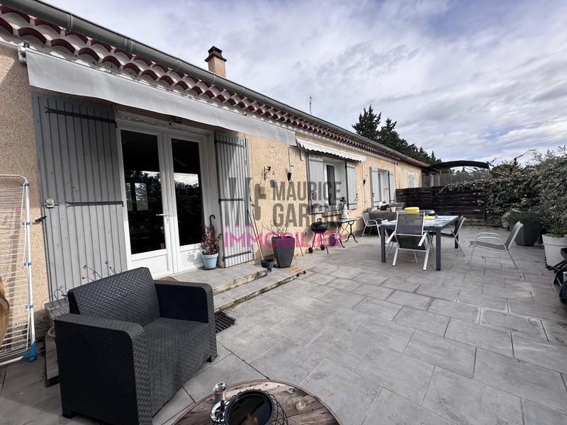 Maison - 234 m² - 9 pièces