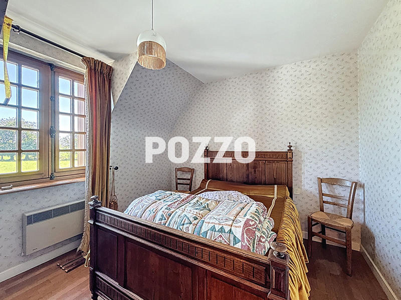 Maison - 200 m² - 7 pièces