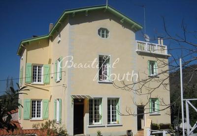 Hôtel particulier - 334 m² - 12 pièces