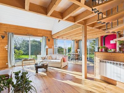 Maison - 91 m² - 3 pièces