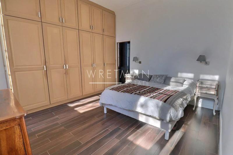 Villa - 180 m² - 7 pièces