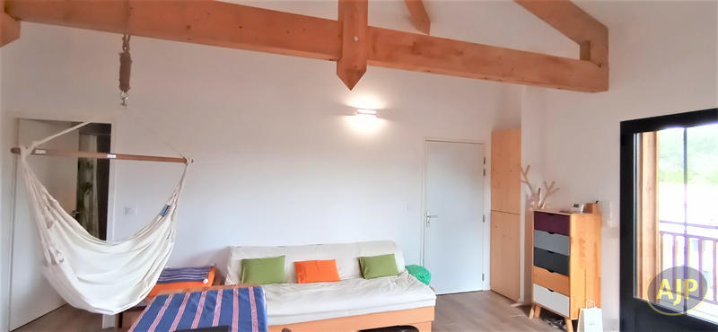 Appartement - 57 m² - 3 pièces