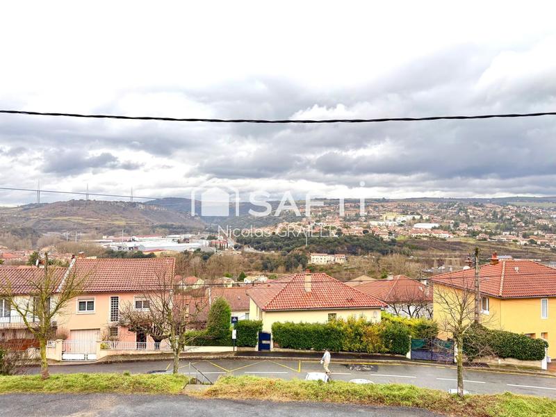 Maison - 125 m² - 7 pièces