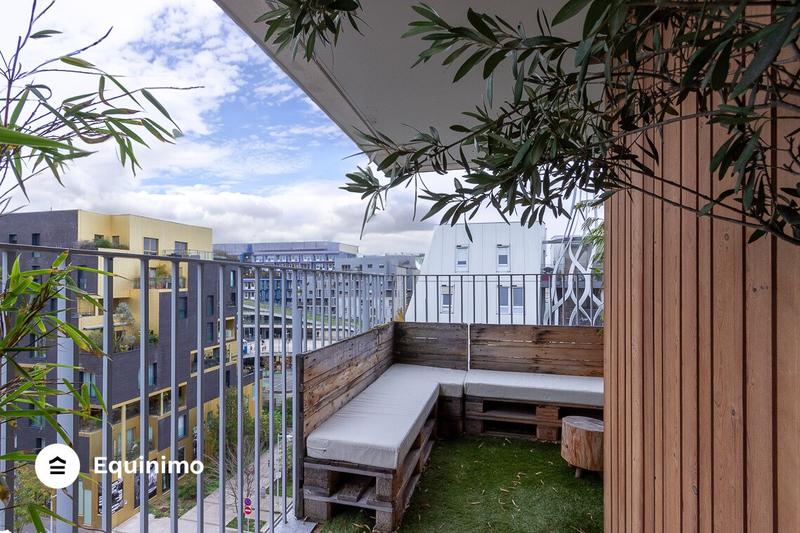 Appartement - 136 m² - 6 pièces