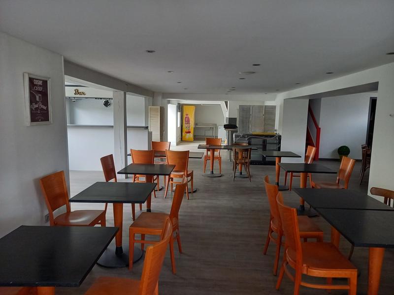 Local commercial - 200 m²