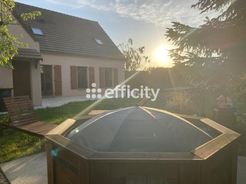 Maison - 145 m² - 8 pièces