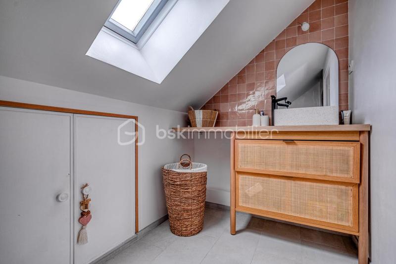 Maison - 94 m² - 5 pièces
