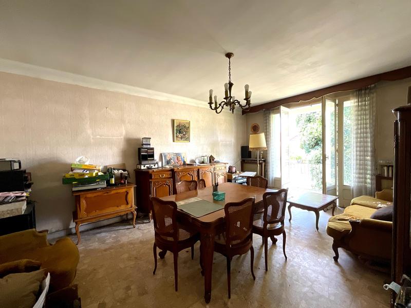 Maison - 189 m² - 6 pièces