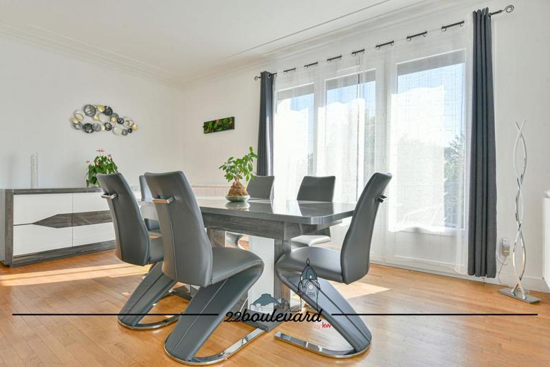 Maison - 122 m² - 5 pièces