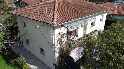 Maison - 140 m² - 6 pièces