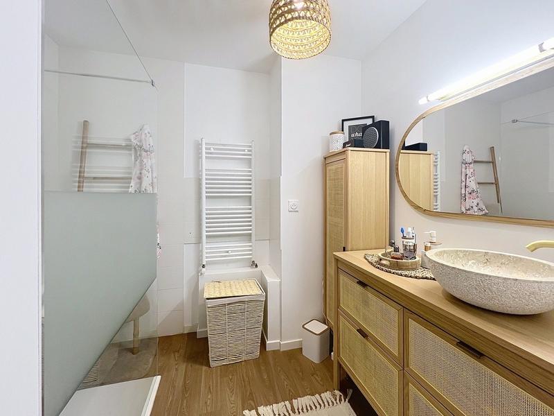 Appartement - 60 m² - 3 pièces