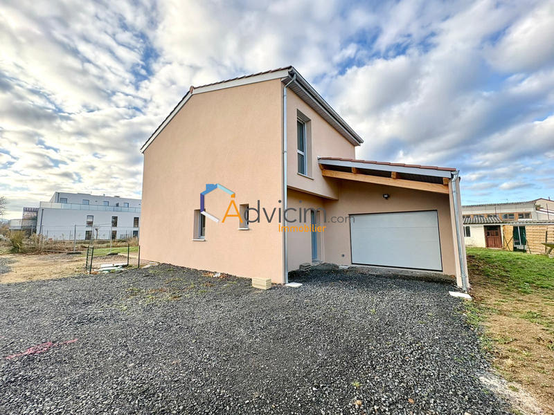 Maison - 115 m² - 5 pièces