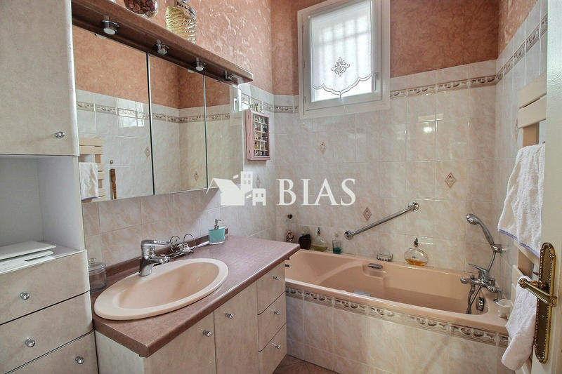 Maison - 79 m² - 4 pièces