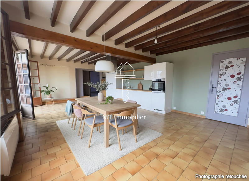 Maison - 164 m² - 7 pièces