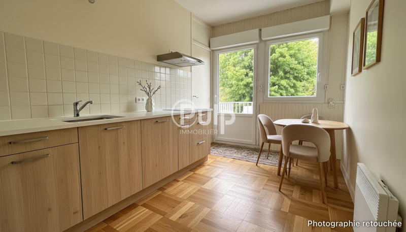 Appartement - 79 m² - 6 pièces