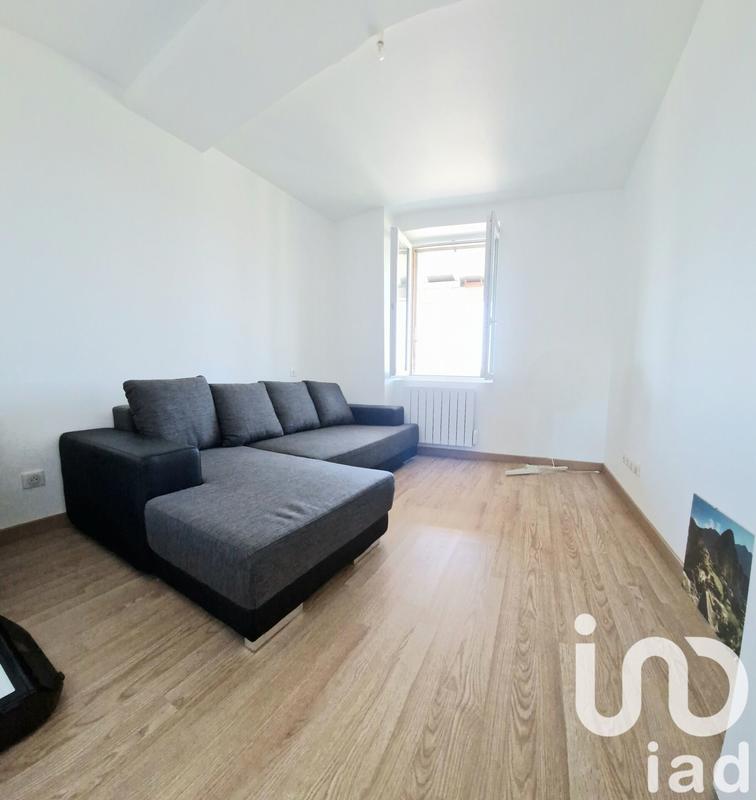 Appartement - 100 m² - 3 pièces