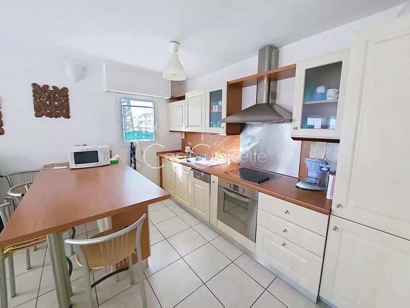 Appartement - 76 m² - 3 pièces