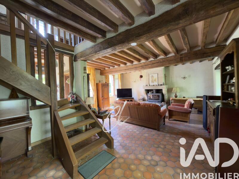 Maison - 201 m² - 6 pièces