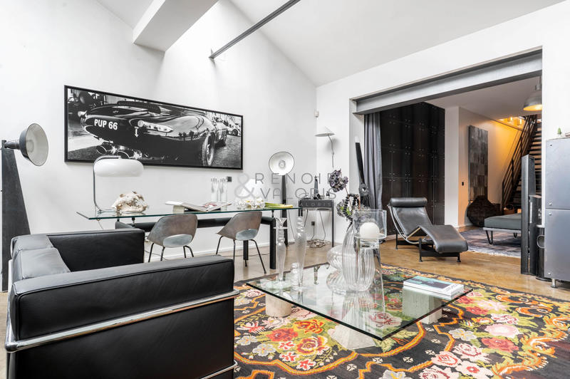 Appartement - 400 m² - 8 pièces