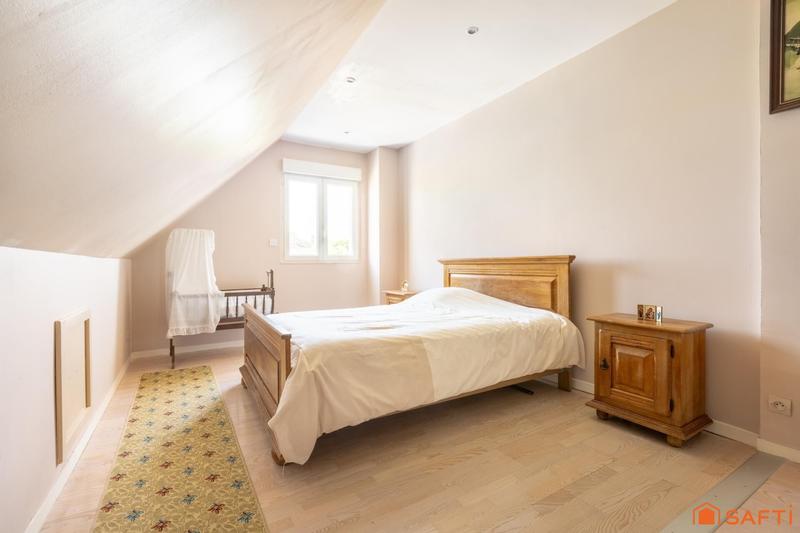 Maison - 165 m² - 6 pièces