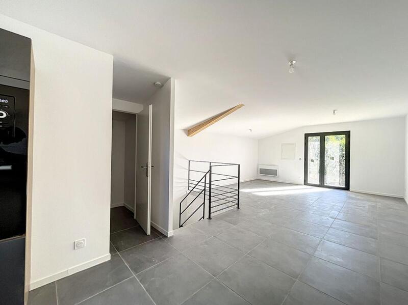 Appartement - 87 m² - 3 pièces