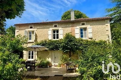 Maison - 227 m² - 7 pièces