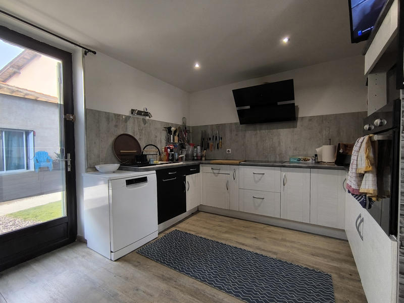 Maison - 340 m² - 8 pièces