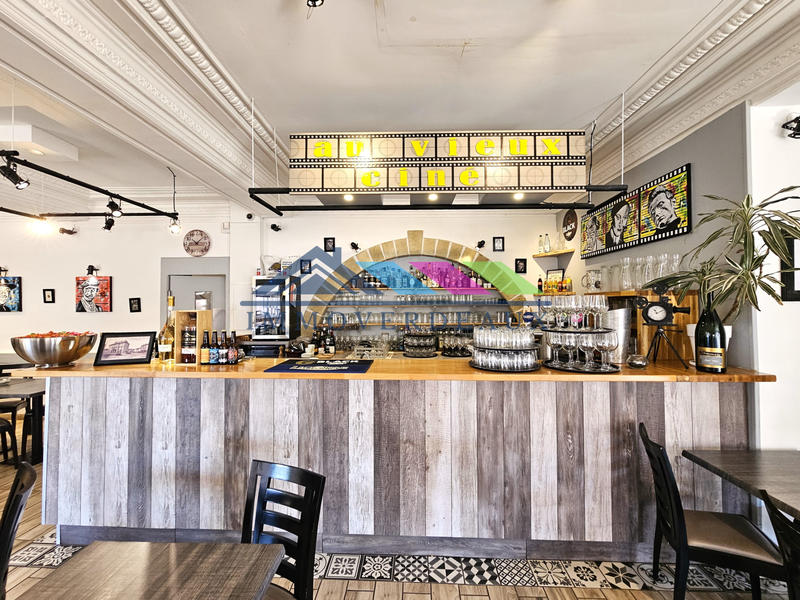 Fonds de commerce - Magasins - 200 m²