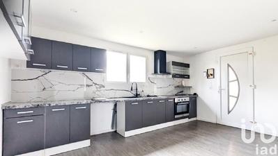 Maison - 88 m² - 4 pièces